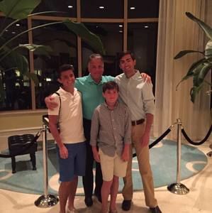 Meet your Posher, Vince